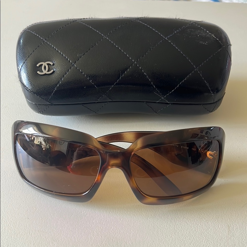 Chanel Mother of Pearl Logo Tortoise Shell Brown Sunglasses